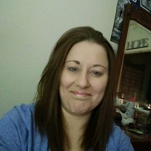 Meet your Posher, Debra